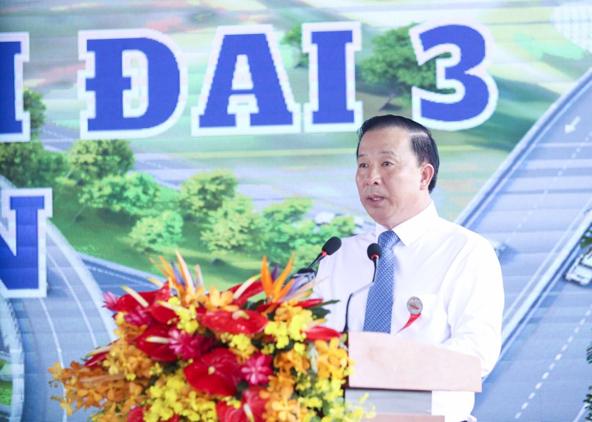 Chủ tịch UBND tỉnh Long An - Nguyễn Văn Út phát biểu tại lễ động thổ
