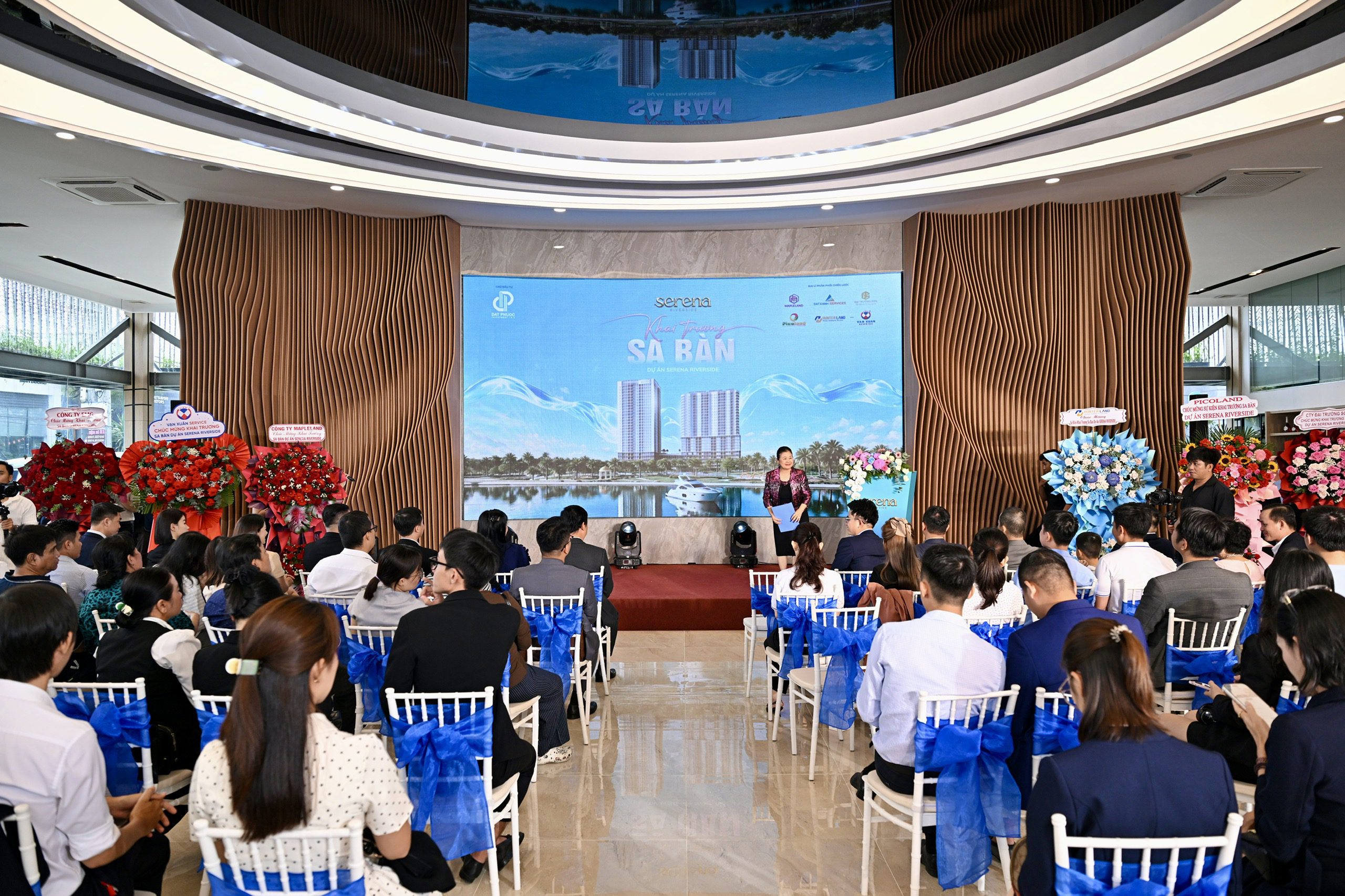 Không gian trang trọng tại lễ khai trương sa bàn Serena Riverside