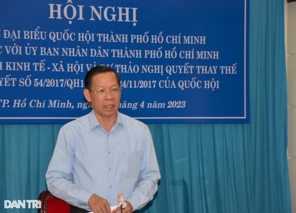 Chủ tịch UBND TPHCM Phan Văn Mãi phát biểu tại buổi làm việc